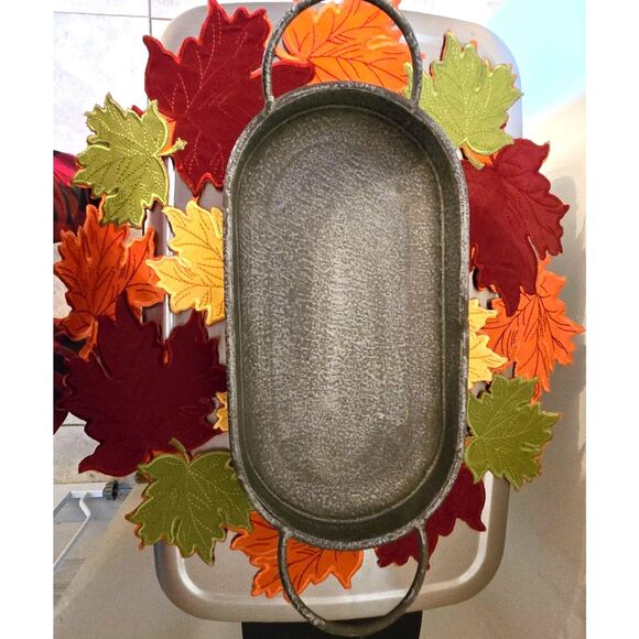 Farmhouse Rustic Metal Footed Tray Centerpiece Preowned - Picture 2 of 3